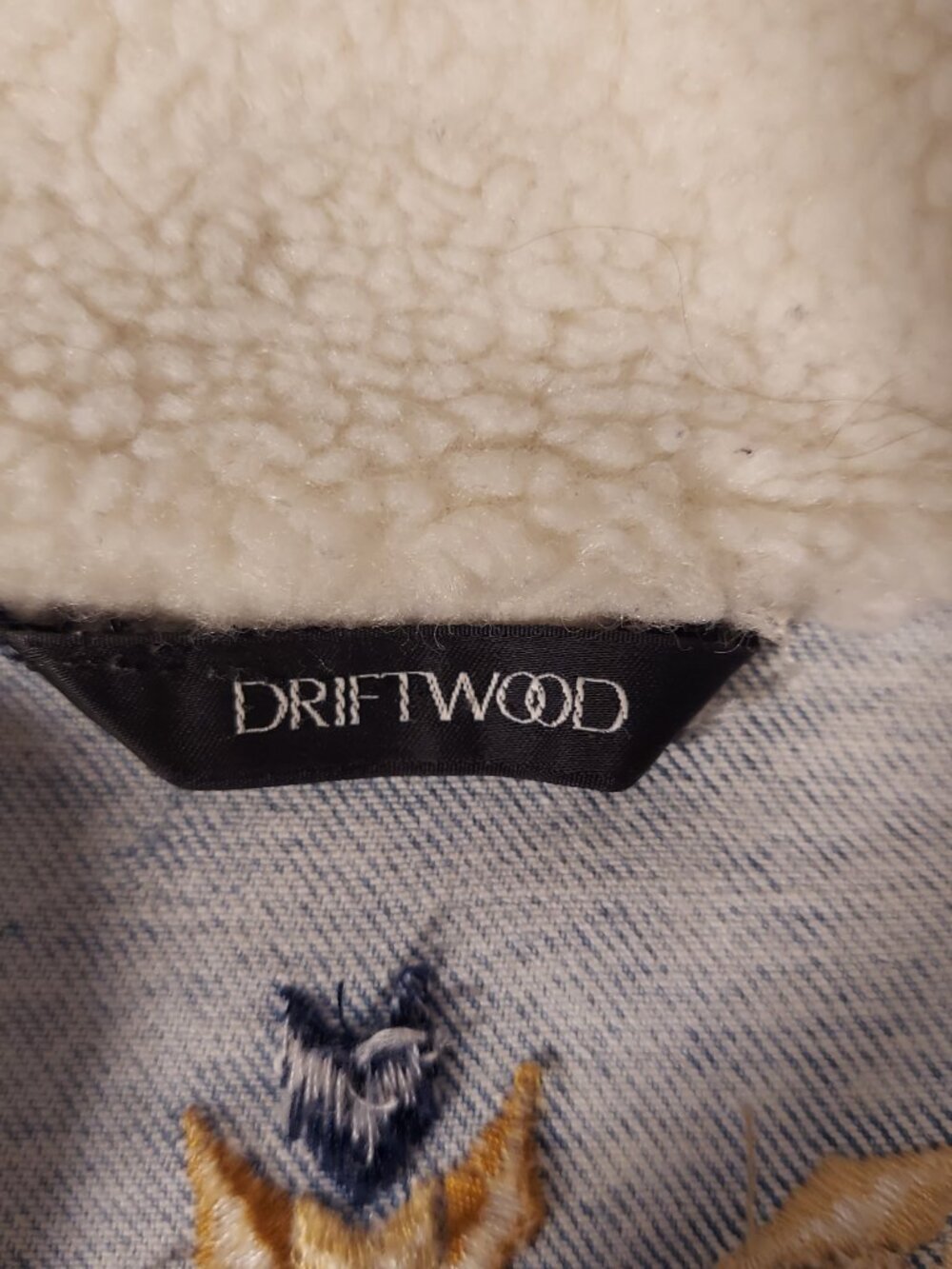 Driftwood Embroidered Denim Jacket Sherpa Collar Western Aztec Acid Wash Trucker - Picture 13 of 13